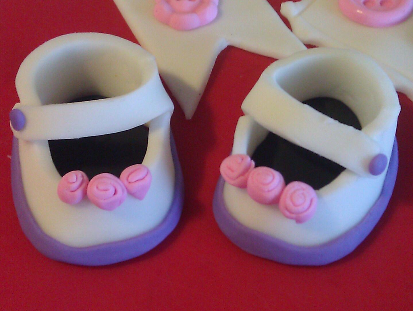 Baby Shoe Cake